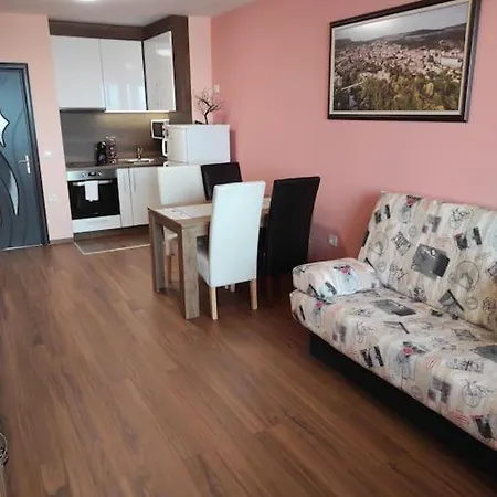 прекрасен с изглед към търново Apartment Veliko Tarnovo